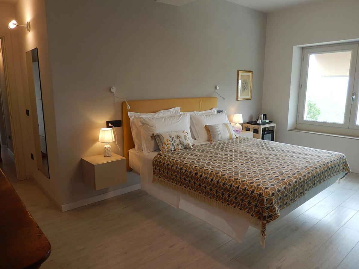 B&B Bionzo16 Calosso Kültér fotó