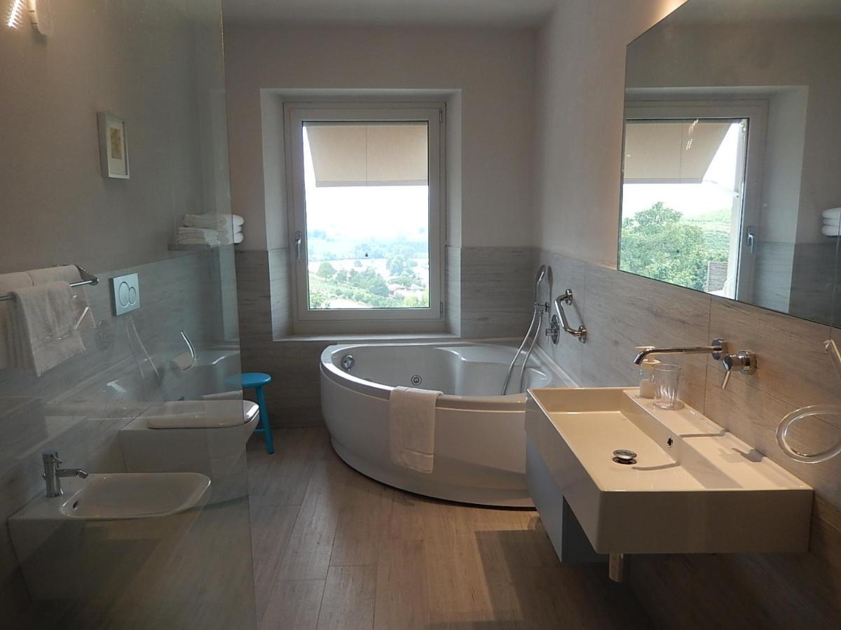 B&B Bionzo16 Calosso Kültér fotó